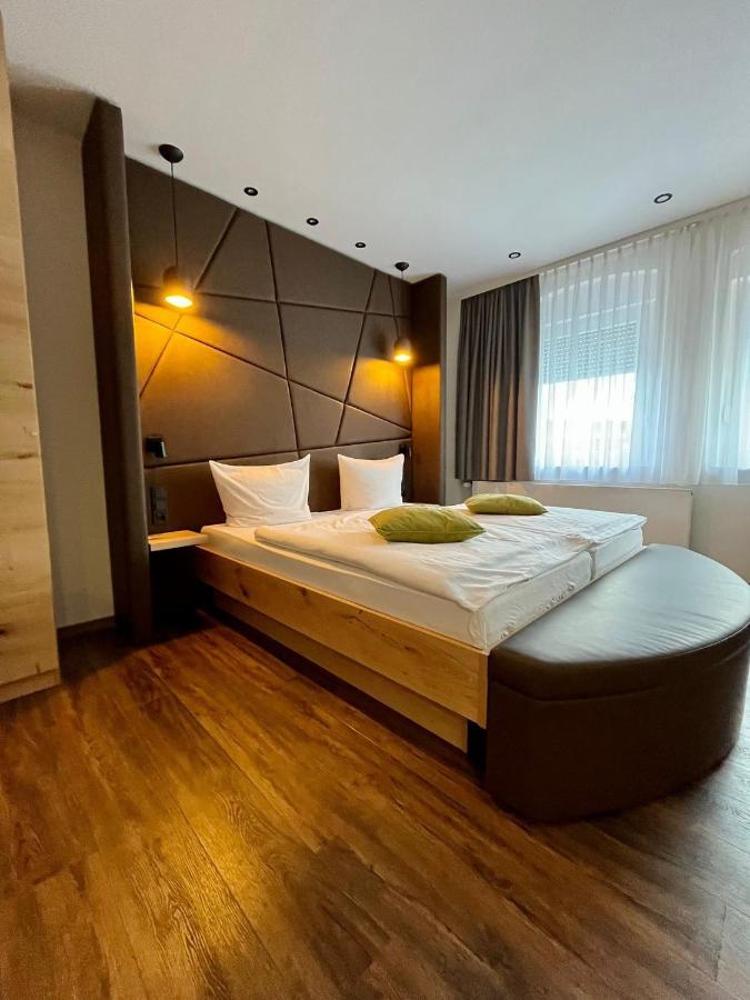 Hotel Gasthof Metzgerei Drei Linden Фульда Экстерьер фото